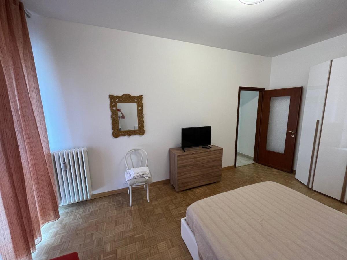 Casa Vittoria A Due Passi Da Milano Apartment Cesano Boscone Luaran gambar